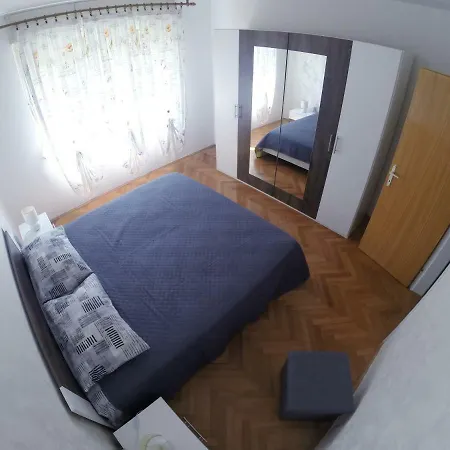 Mivko Apartament *